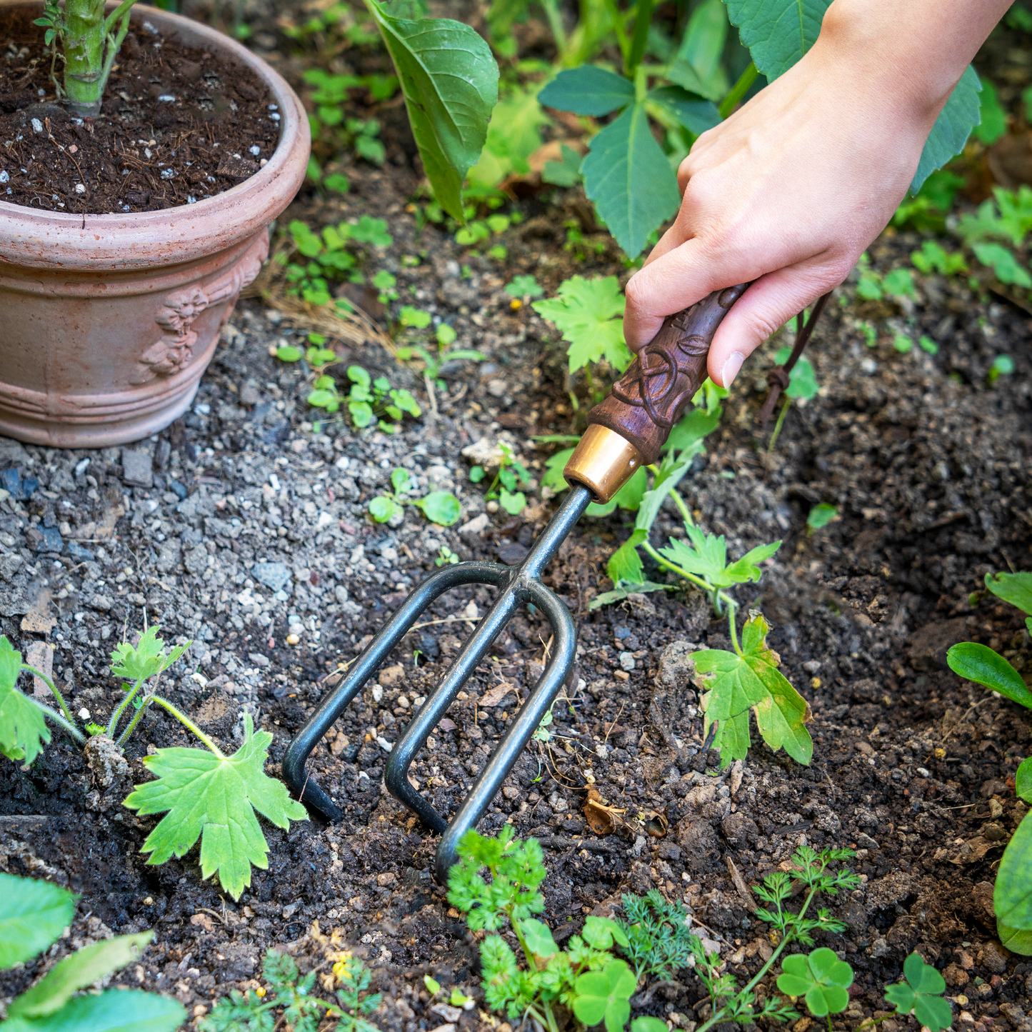 Nordic Carved Hand 3 Prong Cultivator